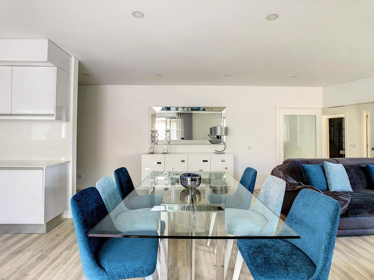 פונשל Uptown Apartment By Lovelystay מראה חיצוני תמונה