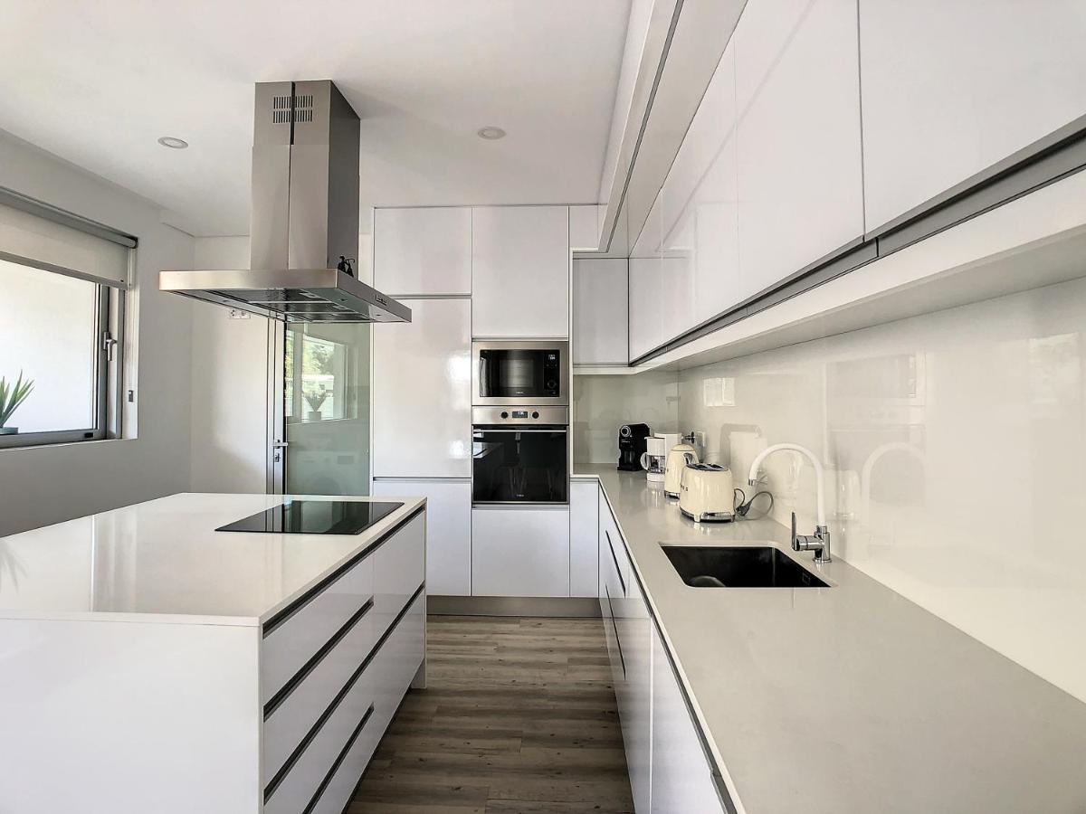 פונשל Uptown Apartment By Lovelystay מראה חיצוני תמונה