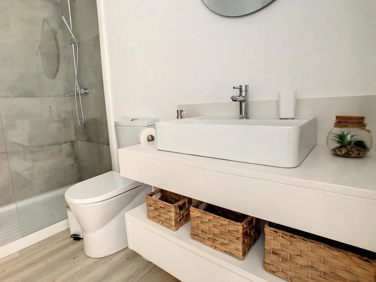 פונשל Uptown Apartment By Lovelystay מראה חיצוני תמונה
